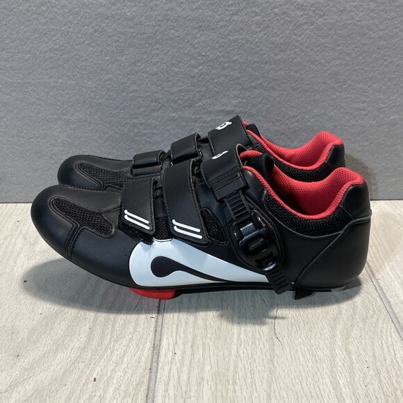 Peloton Black Athletic Cycling Shoes with Velcro Straps - Picture 3 of 11